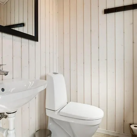 Kristiarn - 1-1km From The Sea By Interhome Hébergement de vacances *