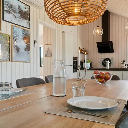 Hébergement de vacances Kristiarn - 1-1km From The Sea By Interhome Vester Somarken