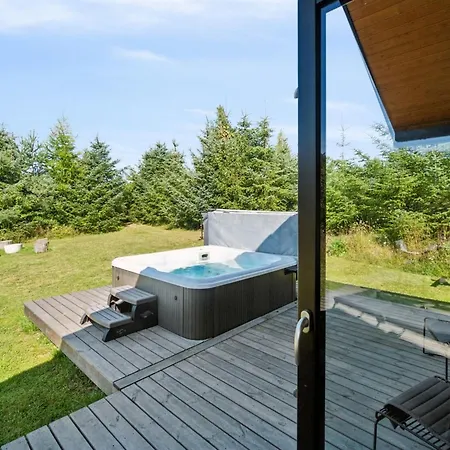 Kristiarn - 1-1km From The Sea By Interhome *