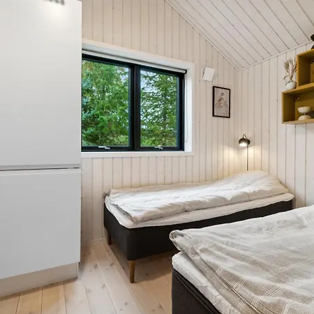 Feriehus Kristiarn - 1-1km From The Sea By Interhome